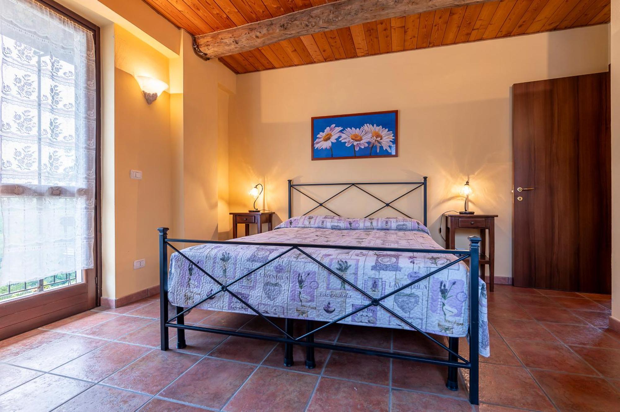 Agriturismo Cantine Bevione - Family Apartments Farigliano Exterior photo